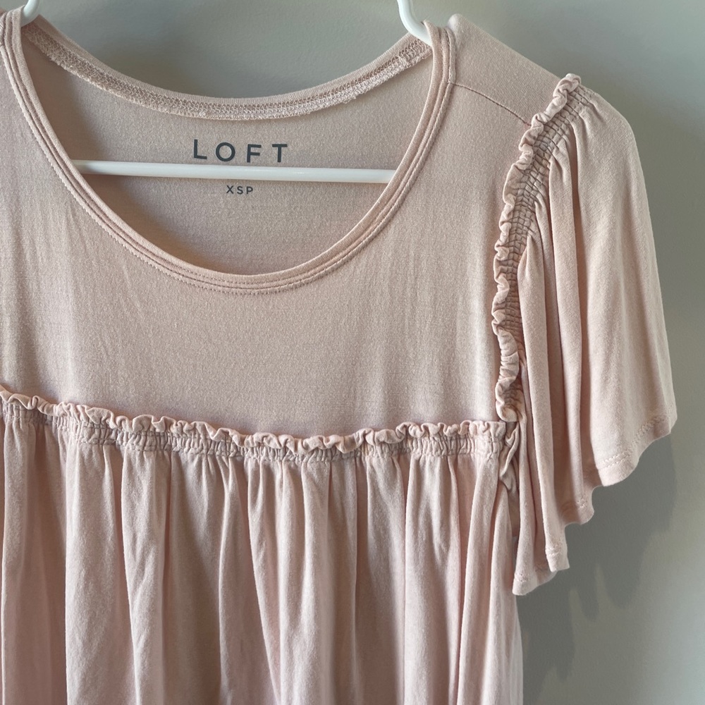 LOFT XS Petite Pink Babydoll Flowy Top Soft